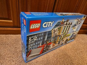 LEGO CITY 60140 Bulldozer Break-In, Police, Brand New, Sealed Bags Retired 2017
