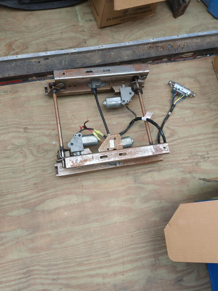 85 - 97 Chevrolet  Astro GMC Safari Conversion Van Power Seat Track - Image 2 of 4