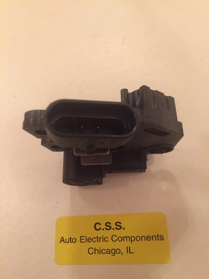 REGULADOR DE VOLTAJE ALTERNADOR VALEO OEM Saturn Vue 2.2L, 3.0L - 2002,2003; 2.2L Foto 2 de 2