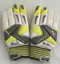 NEW ZELAND CRICKETER BRENDON McCULLUM SIGNED GAME-WORN PUMA CRICKET GLOVES