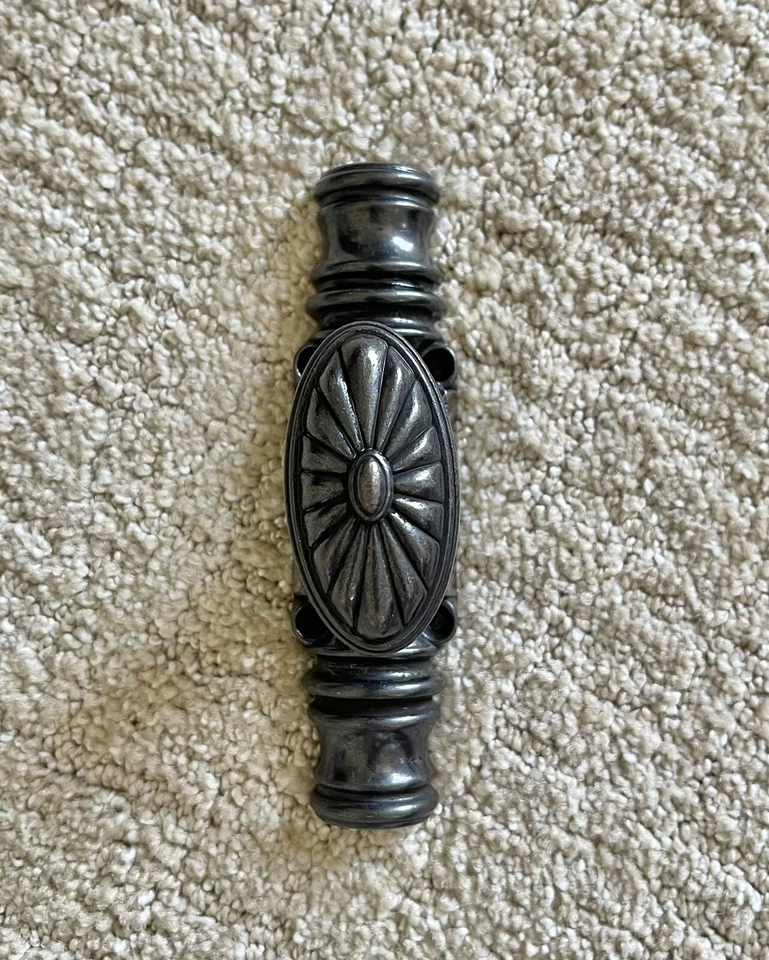 Perno cremona francés de metal para puertas de gabinete de hasta 100" de alto Foto 3 de 4