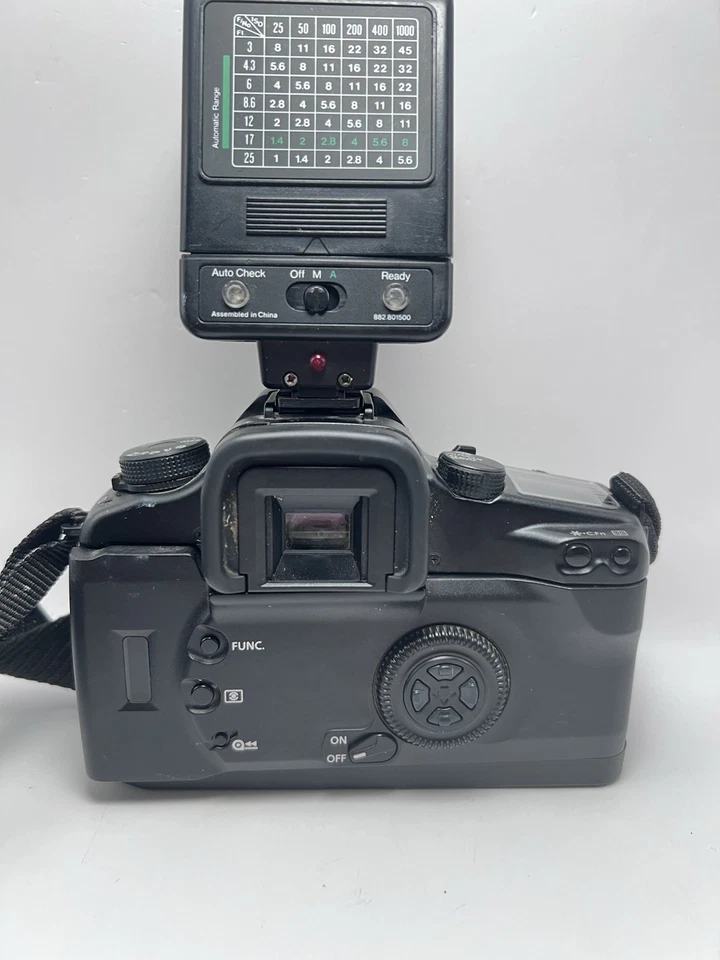 Canon EOS Elan 7e 35mm SLR Film Camera Body Only With Flash And Strap UNTESTED - Image 3 of 4