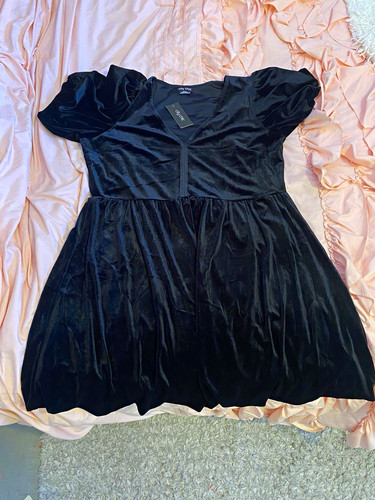 City Chic Black Velvet V-Neck Puff Sleeve Fit & Flare Short Dress 18 plus