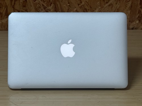 Apple MacBook Air 11” (2012) A1465 Intel Core I5 1.70GHz 4GB Ram 128 GB SSD - Picture 5 of 9