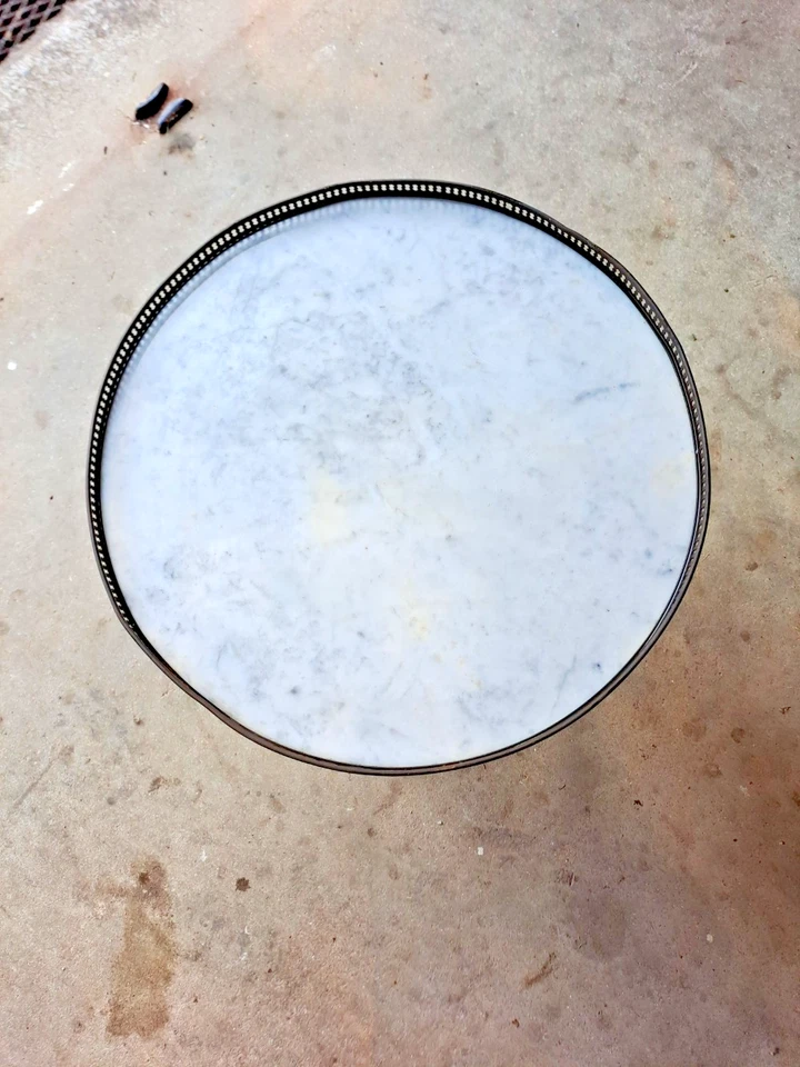 Table Bouillotte De Style Louis XVI ; en bois et placage acajou et marbre - Photo 3/4