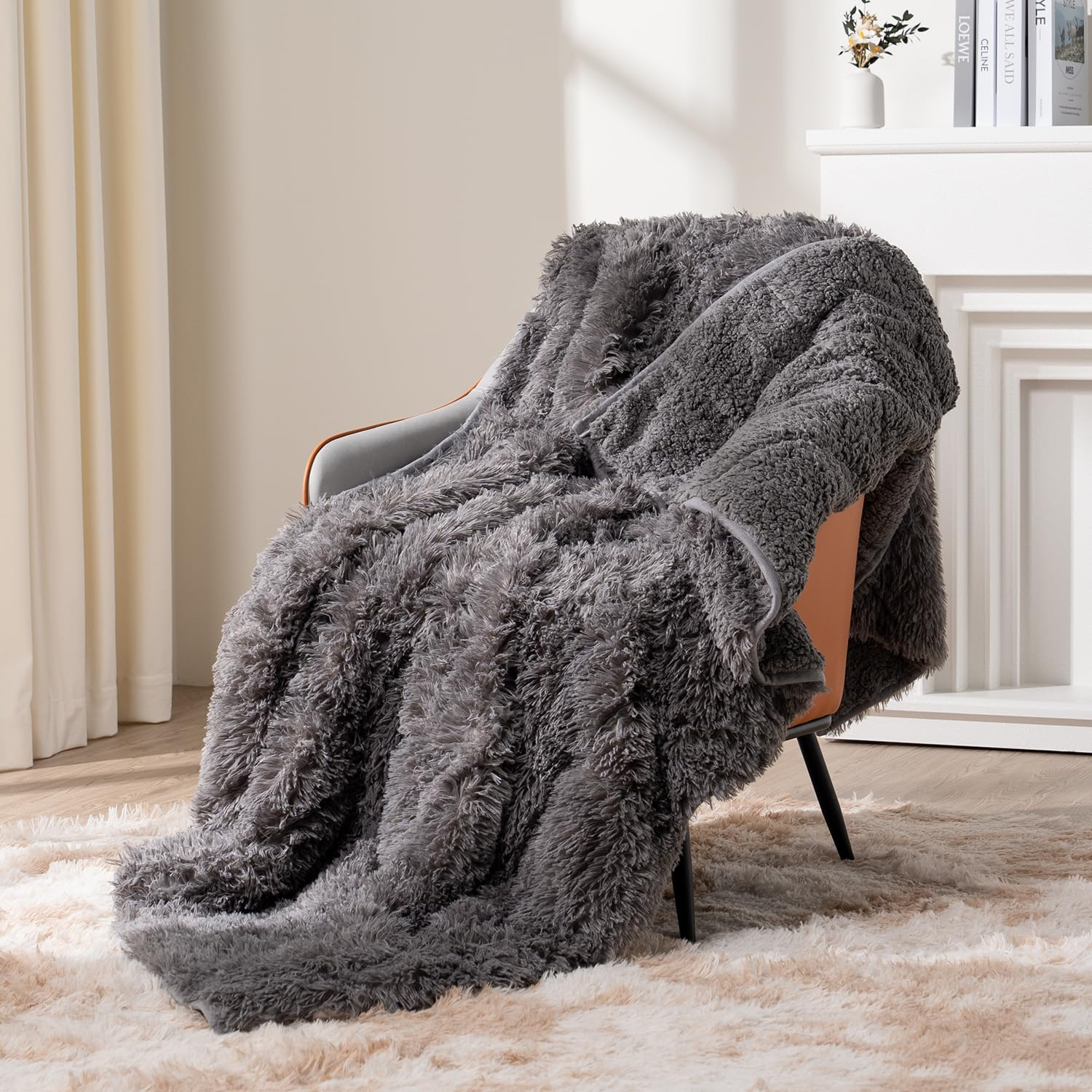 15Lbs Grey Reversible Faux Fur and Sherpa Weighted Blanket 60x80-image