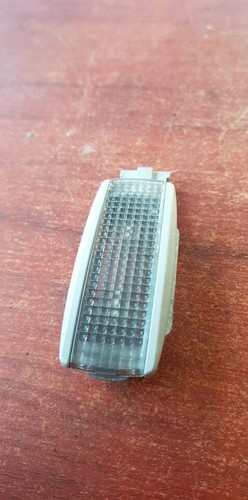 Volkswagen PASSAT B5 Sitzleuchte vorne 3B0947113