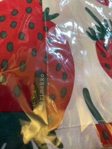 Delantal Marimekko Mansikka Vuoret Fresa Productos de Cocina Rojo Madre Nuevo - Imagen 10 de 11