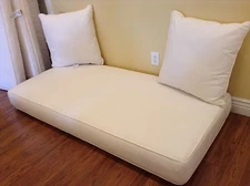 Frontgate British Colonial Cushion Couch Bed Daybed w/ 2 Throw Pillows 68x33 NEW