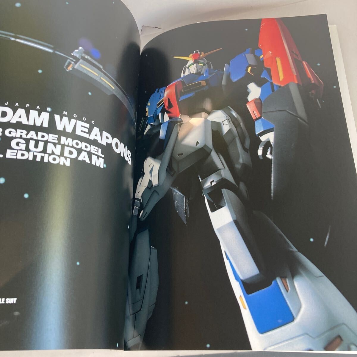 Mobile Suit Gundam Weapons Zeta Gundam JAPAN Hobby Japan MOOK Z