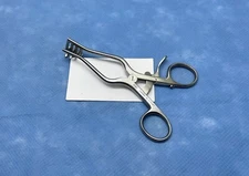 V. Mueller SU3110-001 Weitlaner Retractor, 5.5", Blunt 3x4 Prongs, Germany