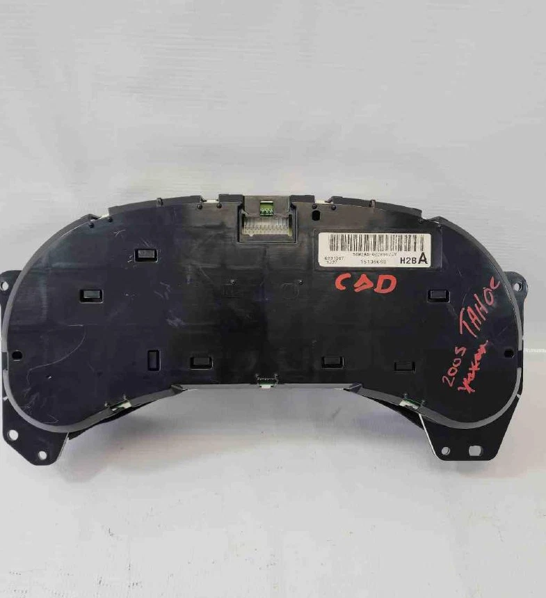 Chevrolet Silverado 2500 3500 Tahoe 2003-2005 racimo velocímetro id 15135668 Foto 2 de 3