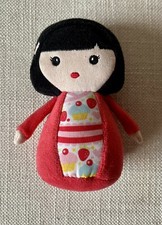 Nuova bambola Kimmi Junior Millie tessuto rosso panno capelli sacchetto di fagioli bambola