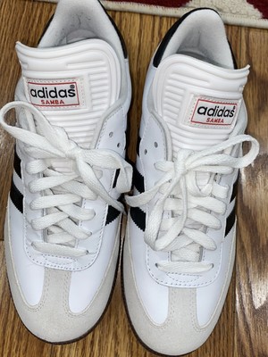 adidas gum bottom shoes