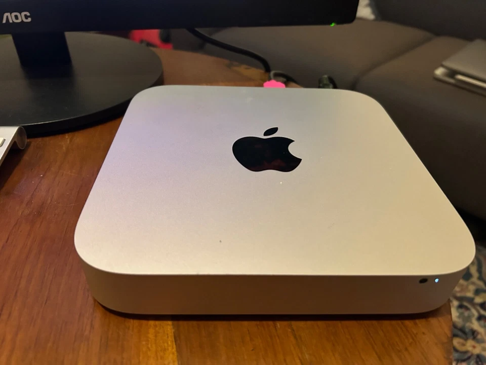 Apple Mac Mini 4.1 A1347 Late 2010 +Magic Keyboard + Magic Mouse Apple - Immagine 2 di 4