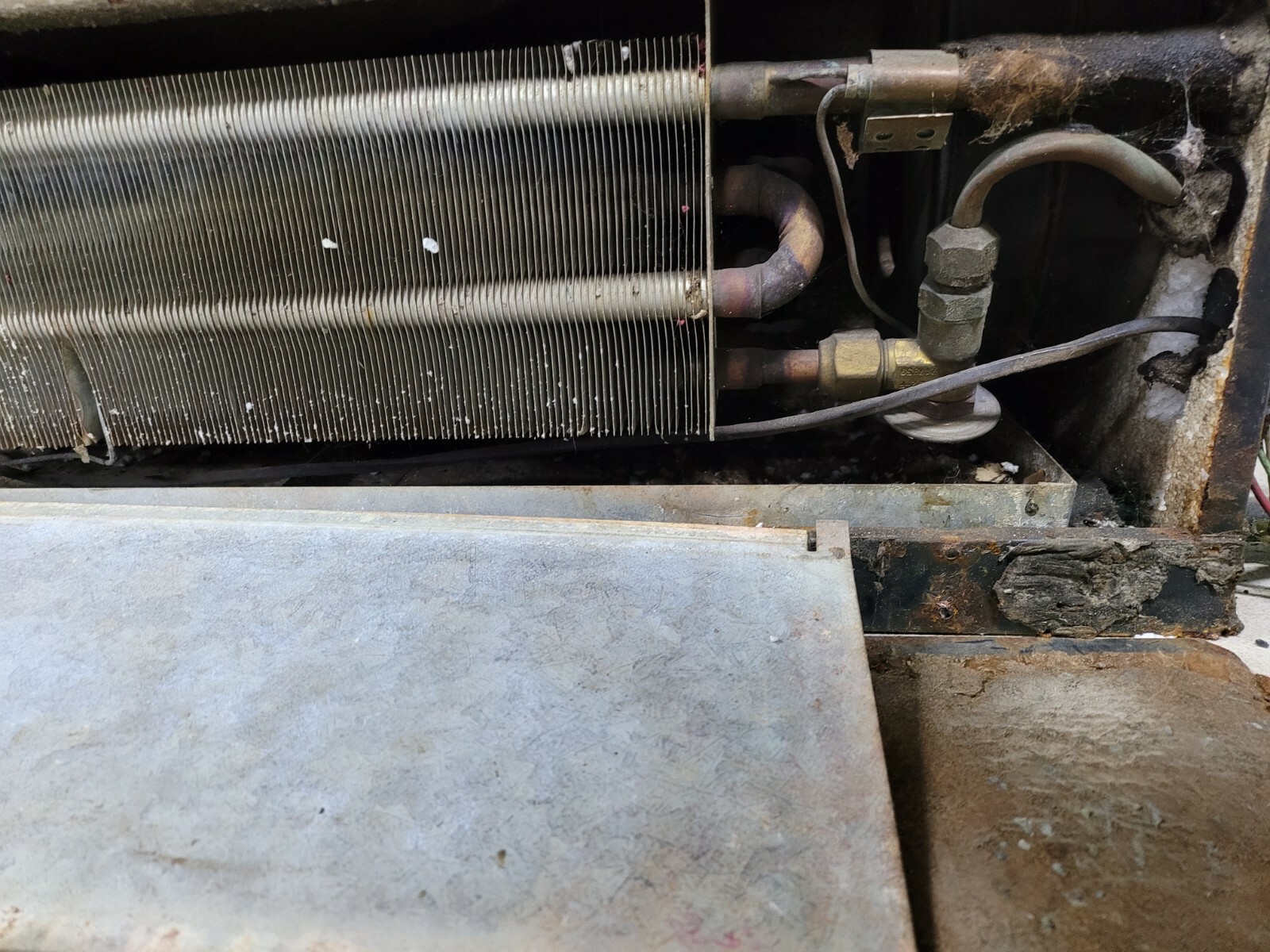 1960s Rolls Royce/Bentley RARE Boot or Trunk AC unit evaporator/condenser 