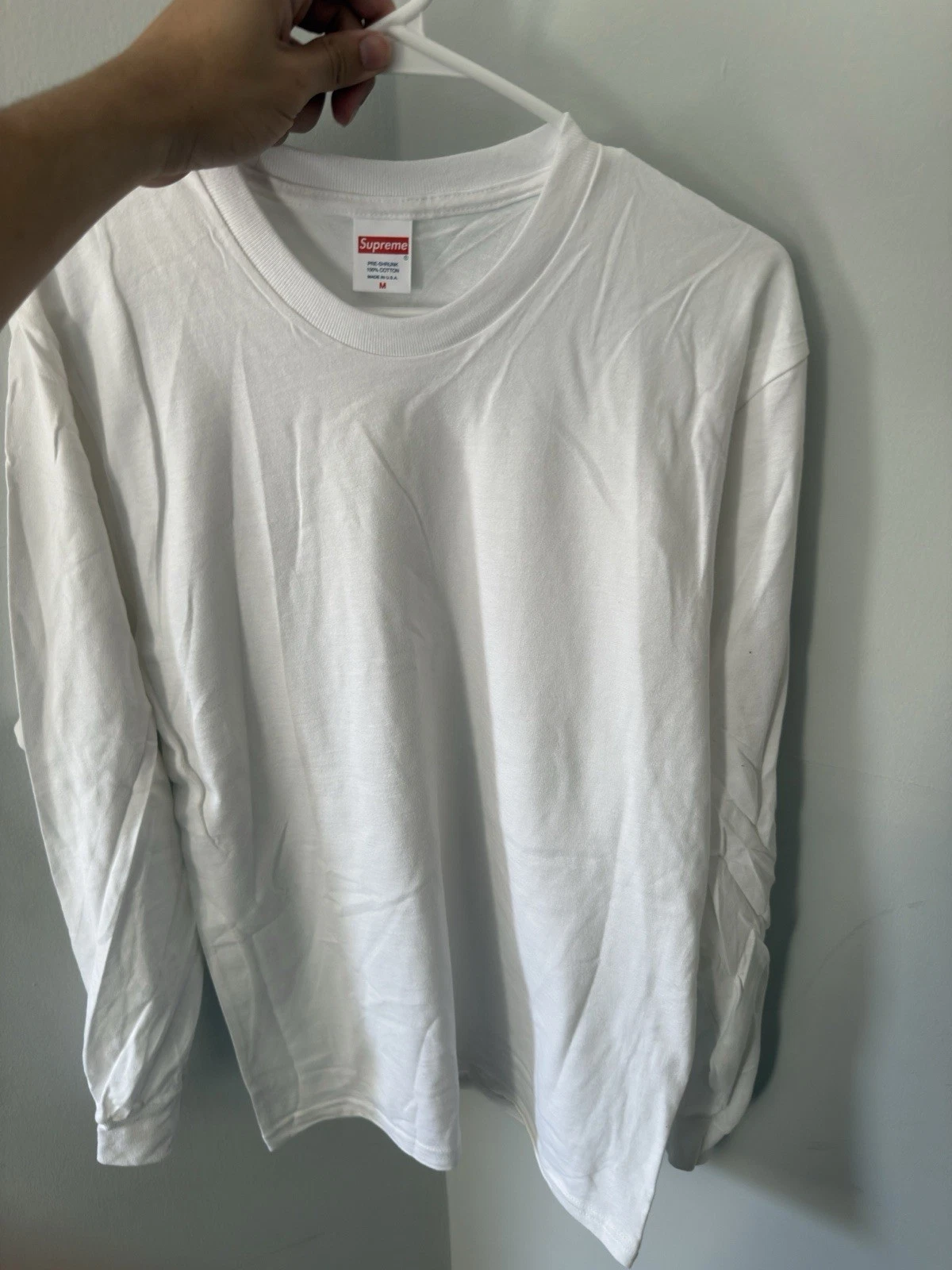 T shirt blanc manches longues neuf marque Supreme taille L