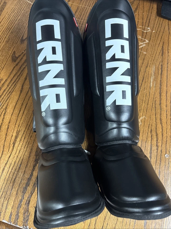 Supreme Shin Guard Black Size: Small Combat Corner Used - Image 2 of 4