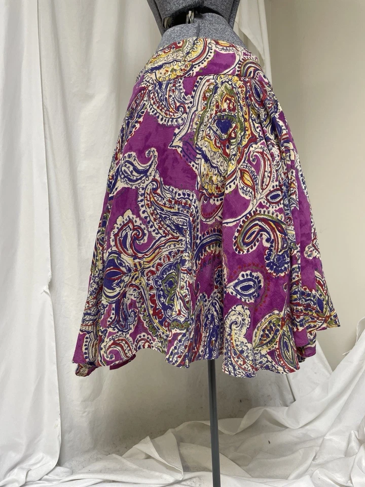 Saia Ralph Lauren Tamanho Pequeno XS Paisley 100% Algodão 29” Cintura Forrada 25” Comprimento - Imagem 3 de 4