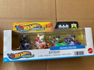 HOT WHEELS Racer Verse DIECAST Batman 4 Pack - Harley Quinn, Robin, Catwoman