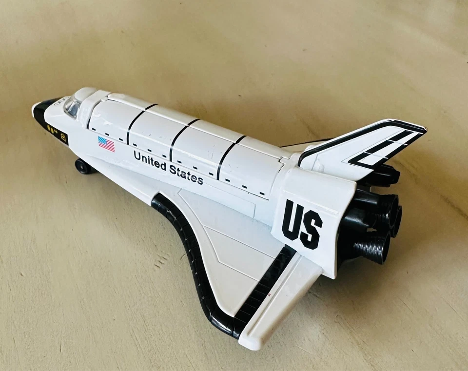 "Modelo de transbordador espacial Discovery retroceso fundido a presión escala grande 8""" Foto 4 de 4