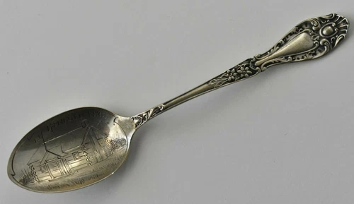 Log Cabin Geneseo New York Verona Handle Lunt Sterling Souvenir Spoon