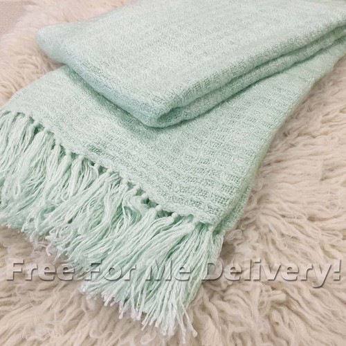 NICKY MINT GREEN PLUSH COMFORT SOFT BLANKET THROW (L) 130x180cm **FREE DELIVERY* - Picture 1 of 3