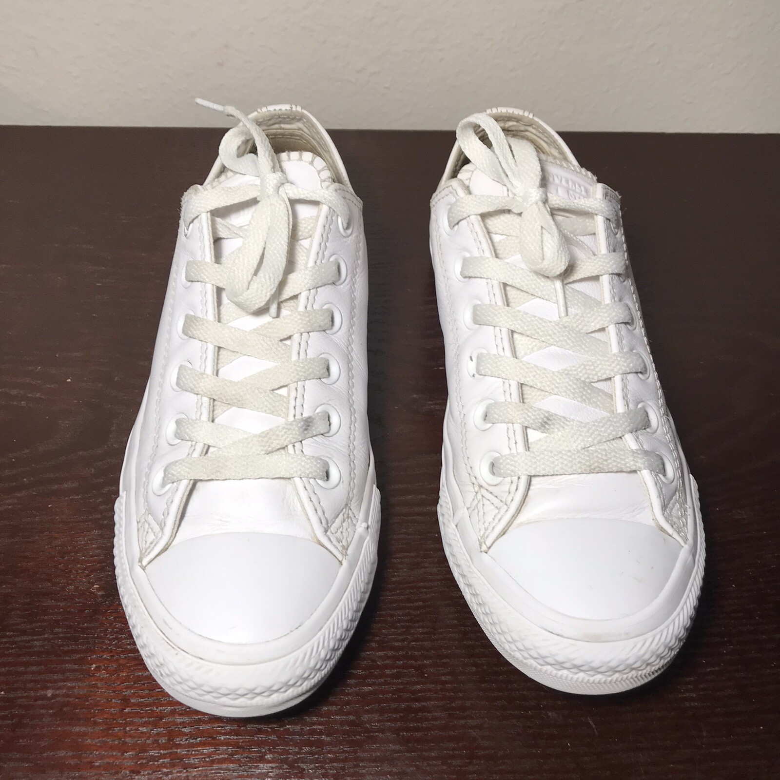 Size 5.5 - Converse Chuck Taylor All Star OX White - 136823C for sale  online | eBay