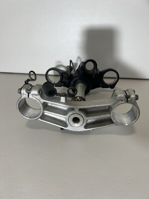 03 04 KAWASAKI NINJA ZX6R ZX636 FRONT FORKS CLAMP LOWER UPPER