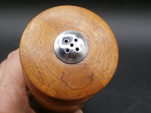 Vtg. Lighthouse Wood Marquetry 7" T Salt or Pepper Shaker Original Stopper NICE! - Picture 7 of 11