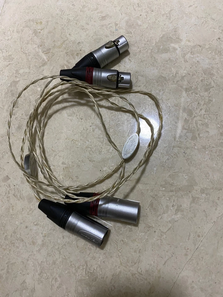 Crystal Cable XLR (Crystal Connect Micro Diamond) Interconnects (Used) - Image 4 of 4