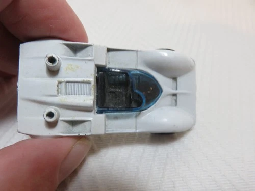New ListingVtg Hot Wheels Redline 1968 diecast car  white Chaparral HK missing spoiler