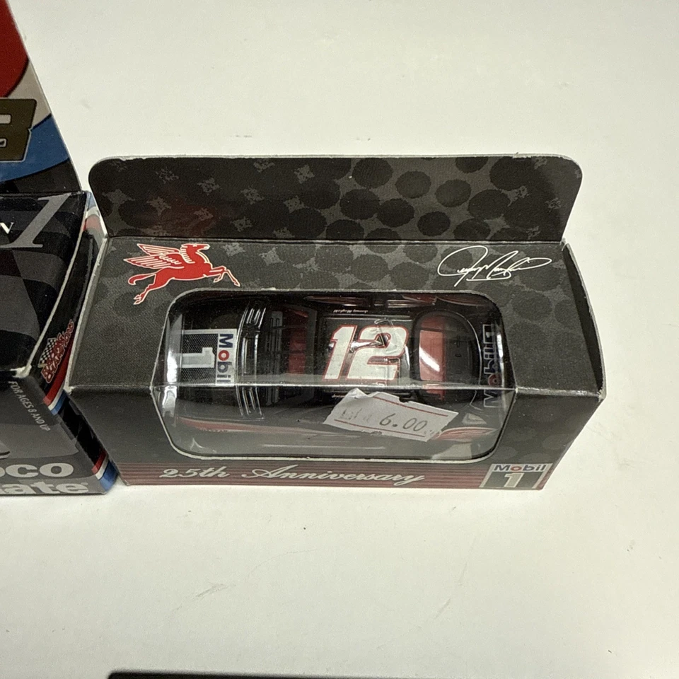 Lot Of 8 1/64 Scale Diecast Car Lot Ofc8 NASCAR Diecast Action Revell Kellogg's - Image 4 of 4