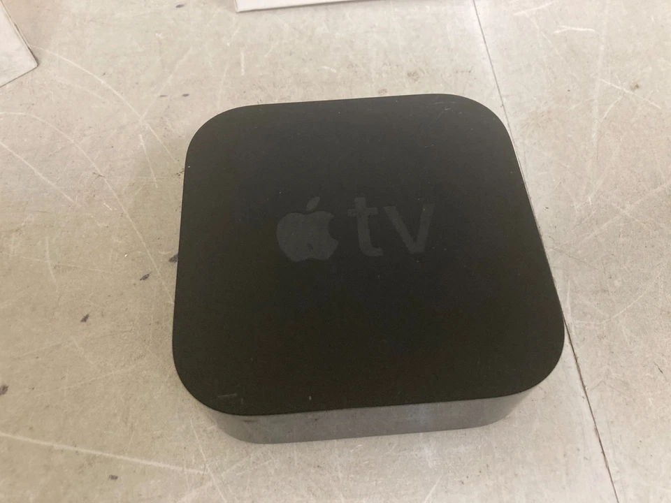 Apple TV 2nd Generation 32GB HD Media Streamer – - Image 3 of 4