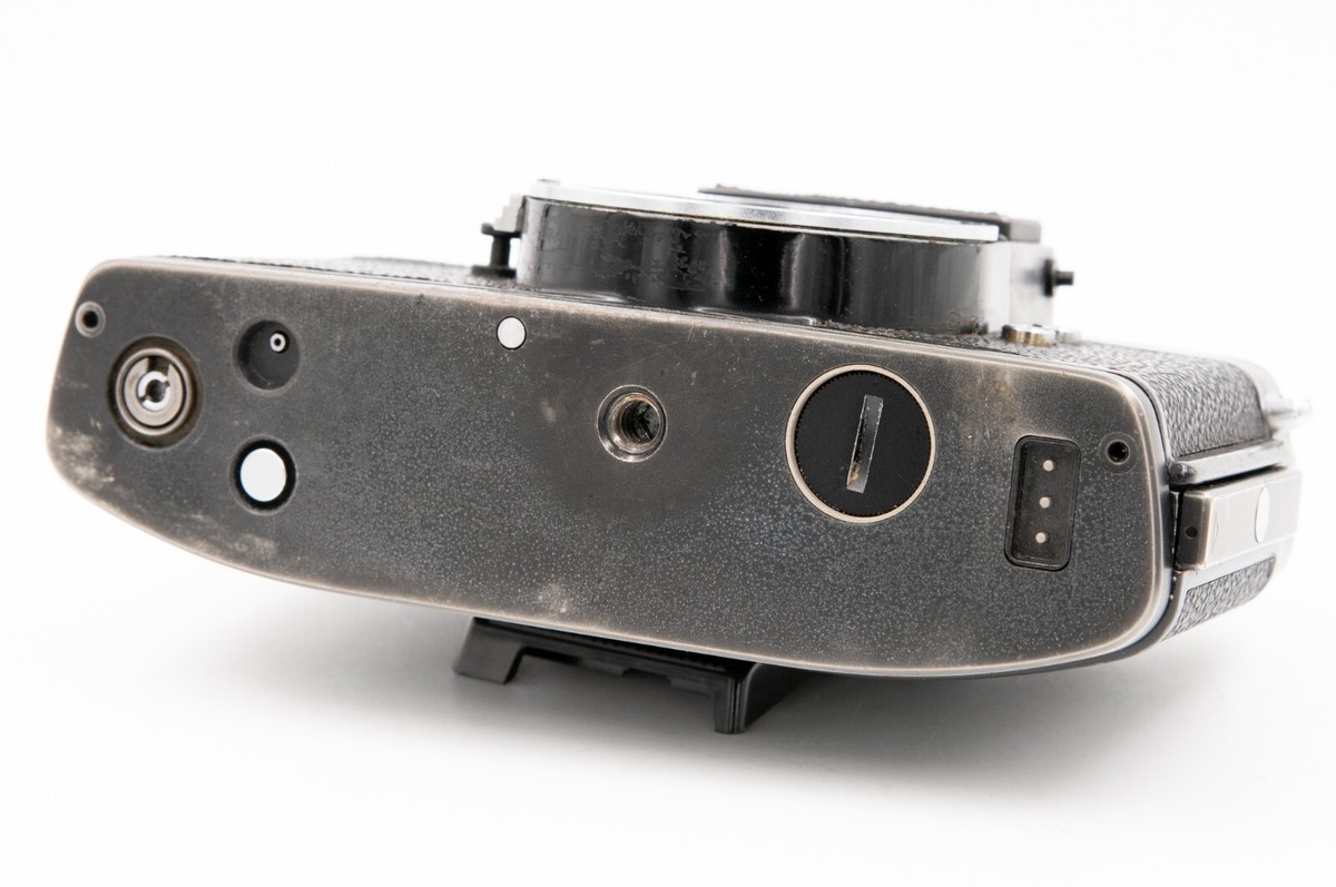 Leica Leicaflex SL MOT Black 35mm Film SLR Camera Body VG
