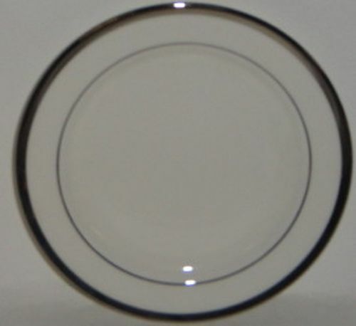 Pickard Platinum Necklace Bread & Butter Plate - Picture 1 of 1