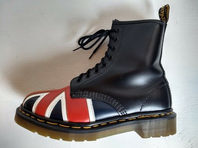 martens union jack