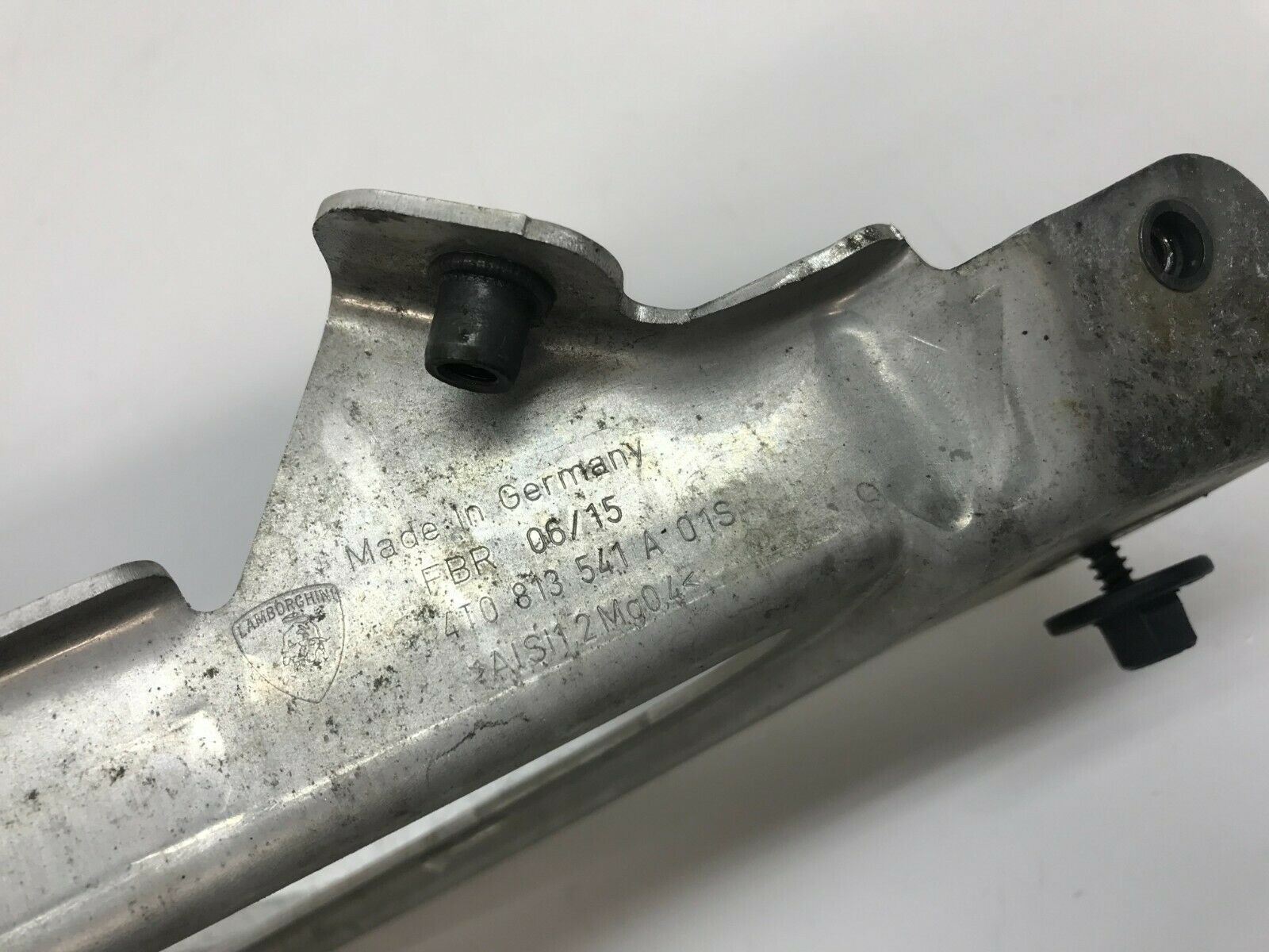 LAMBORGHINI HURACAN REAR LEFT DRIVER LH SIDE MOUNTING BRACKET OEM 4T0813541A