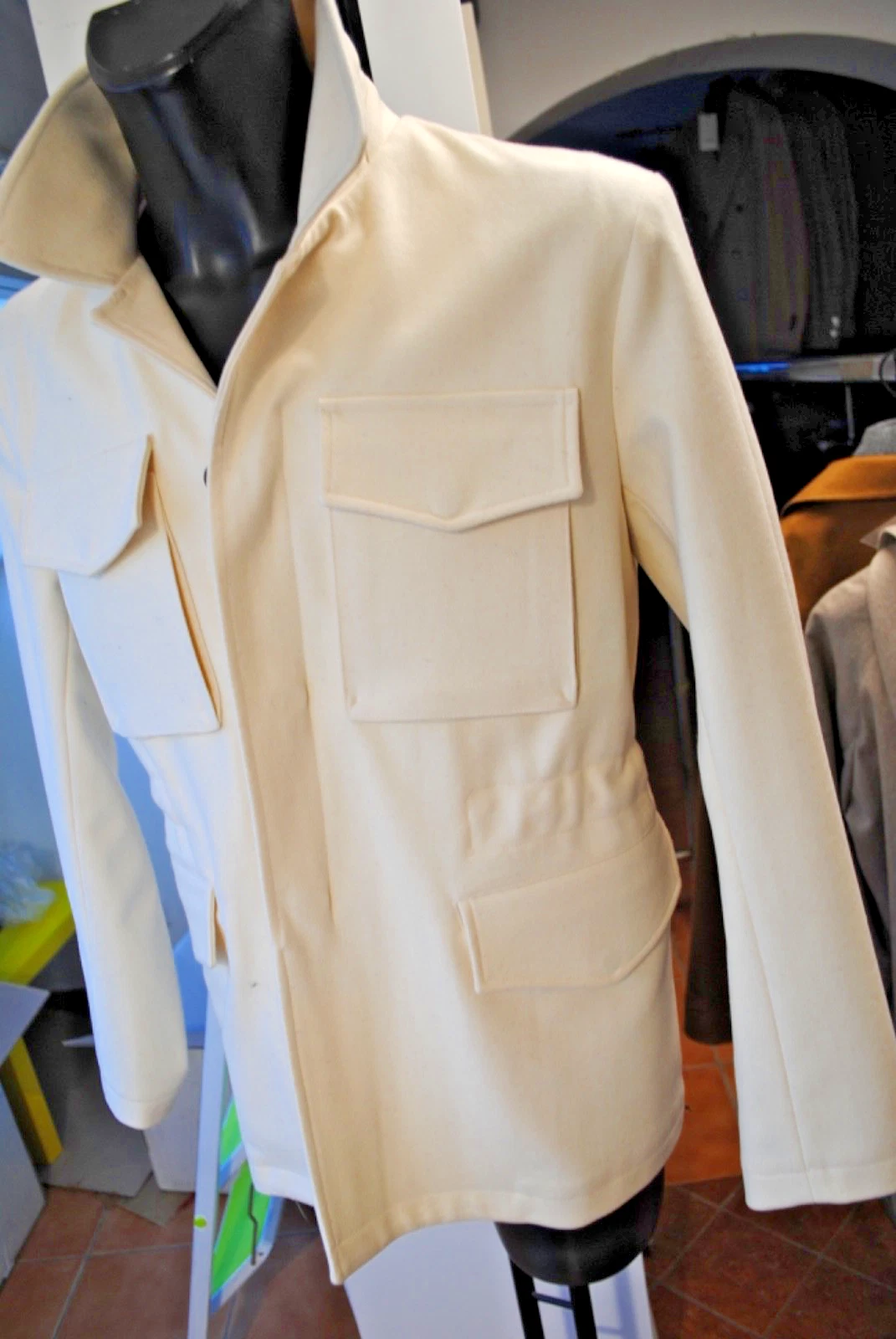 KIRED BY KITON NAPLES JACKET 1450.00 POSTER. SIZE 50 WARM WOOL CLOTH DRAWSTRING Q - product detail image 1