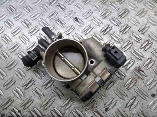 Audi A4 B5 Drosselklappe 078133062B Bj.1999 Nr.4