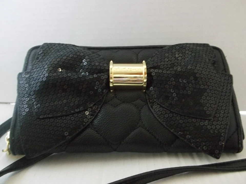 Betsey Johnson XODANI Black Quilted Hearts Crossbody Purse Wallet Sequin Bow - Image 2 of 4