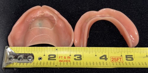 Vintage 1960's 1970’s SET OF DENTURES UPPER & LOWER FALSE TEETH ODDITY CURIOSITY - Picture 8 of 8
