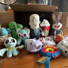 Bark Box Lot 18 Pcs Pre Owned New Joe Bitin Bugs Bunny Dumplings Med Dog Toys