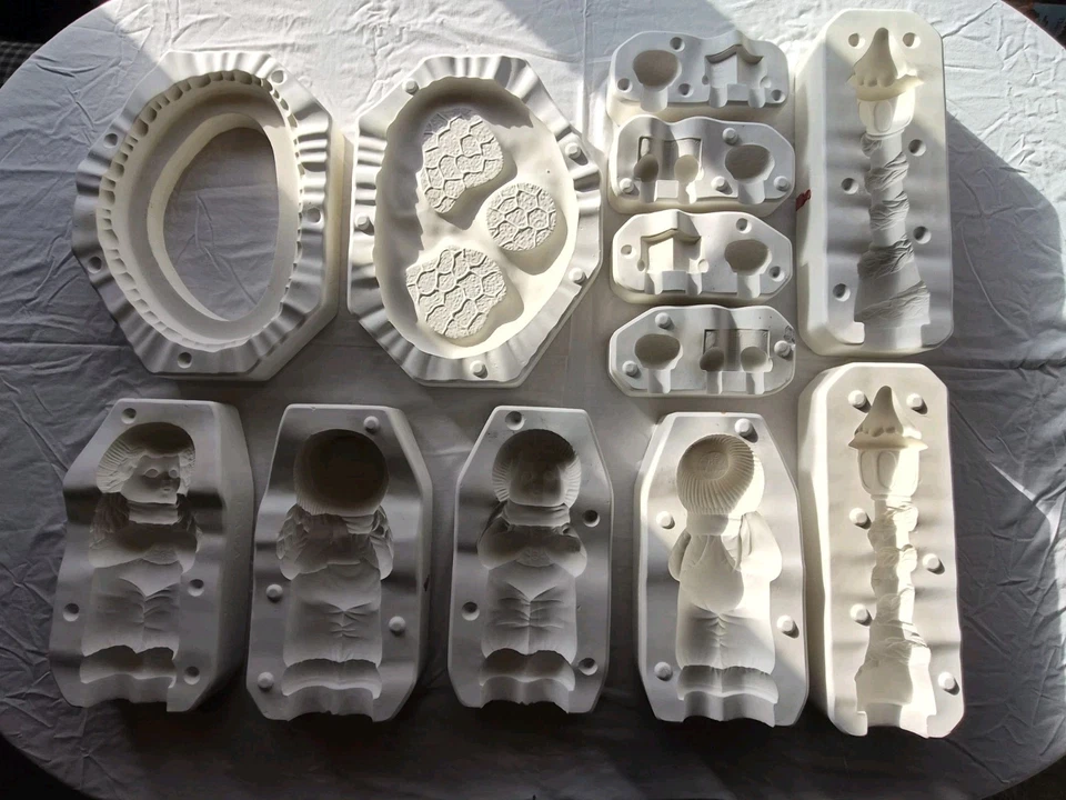 Donas Musical Carolers Escena Lote Cerámica Molde Deslizable Fundiciones JUEGO COMPLETO 6 PIEZAS Foto 2 de 4