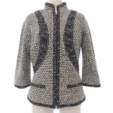 Authentic CHANEL Jacket  #270-004-125-0874