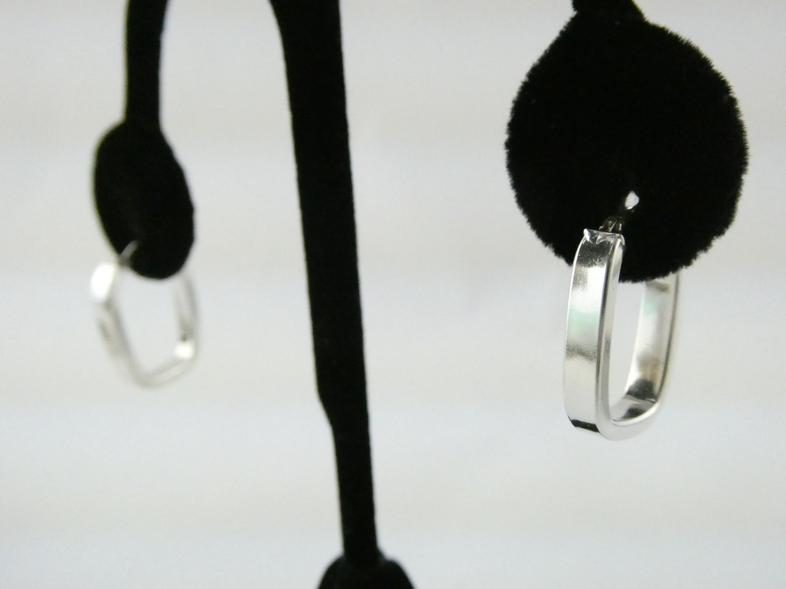 Italian Sterling Silver Rectangular Hoop Leverbac… - image 3