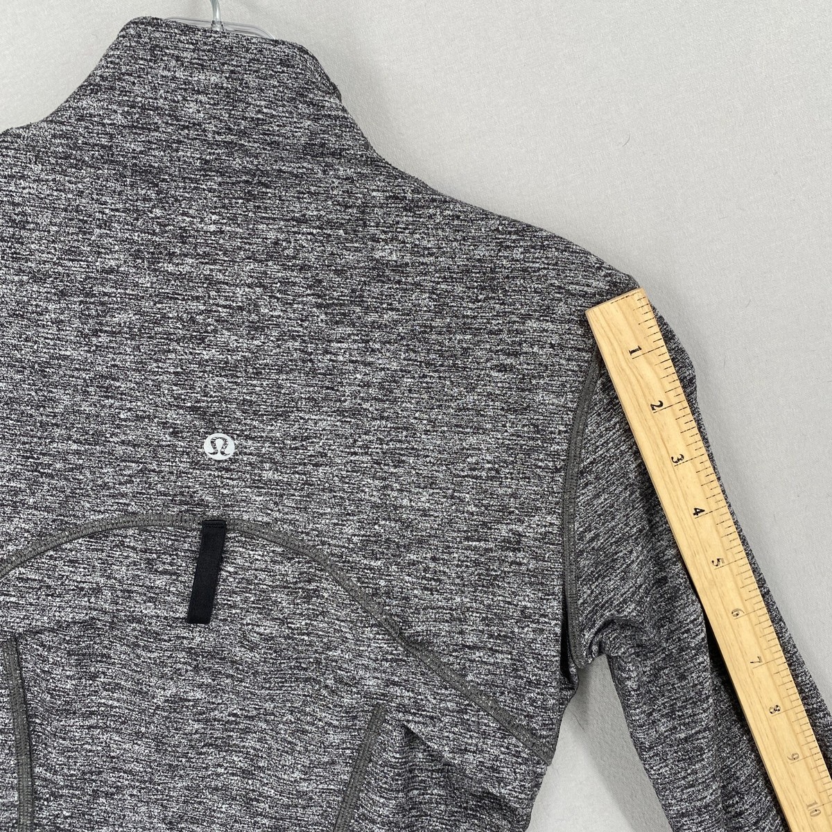 Lululemon グレー フルジップパーカー　サイズ4 Lululemon City Sweat Zip Hoodie - Heathered Medium Grey