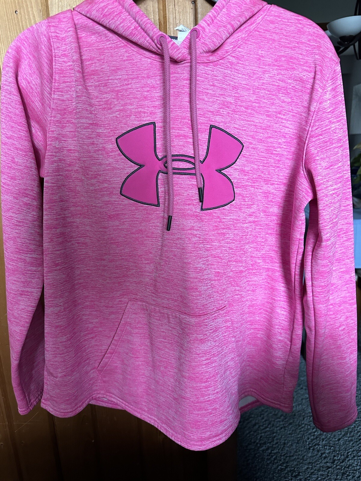 Under Armour Hoodie Medium Gear Pink