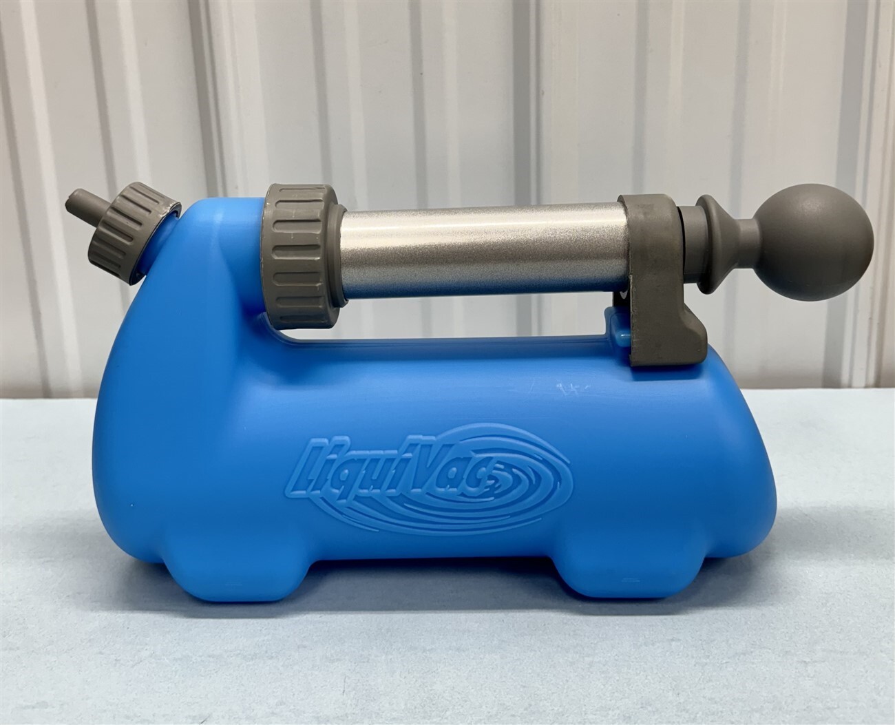 LiquiVac Oil Changing System Small Engine Model 3quart Capacity eBay