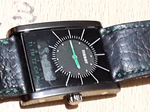 tissot two timer watch D377 #37 - Picture 8 of 8